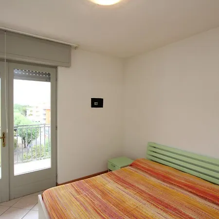 Colorful With Sea View Apartment