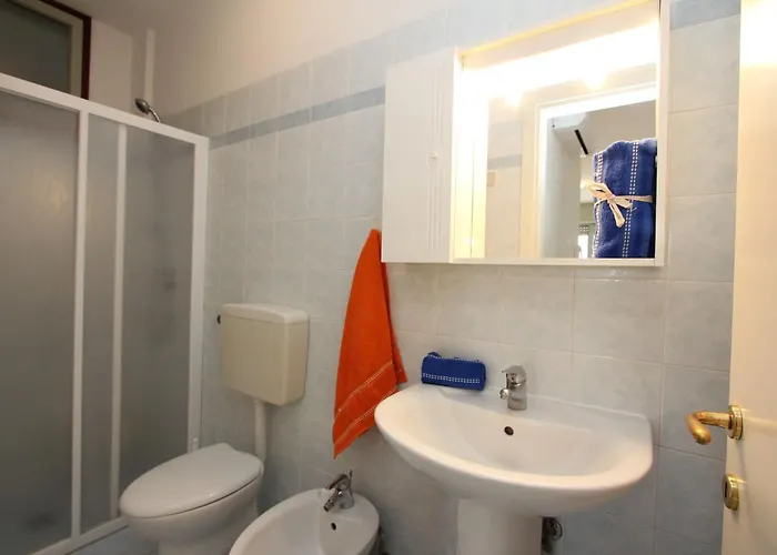 Colorful With Sea View * 비비오네